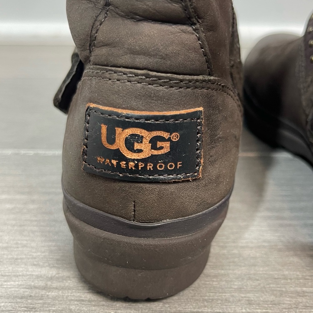 UGG Women's Jenise Winter Waterproof Insulated Rain Boots Stout Brown Size 5M US - Picture 11 of 11